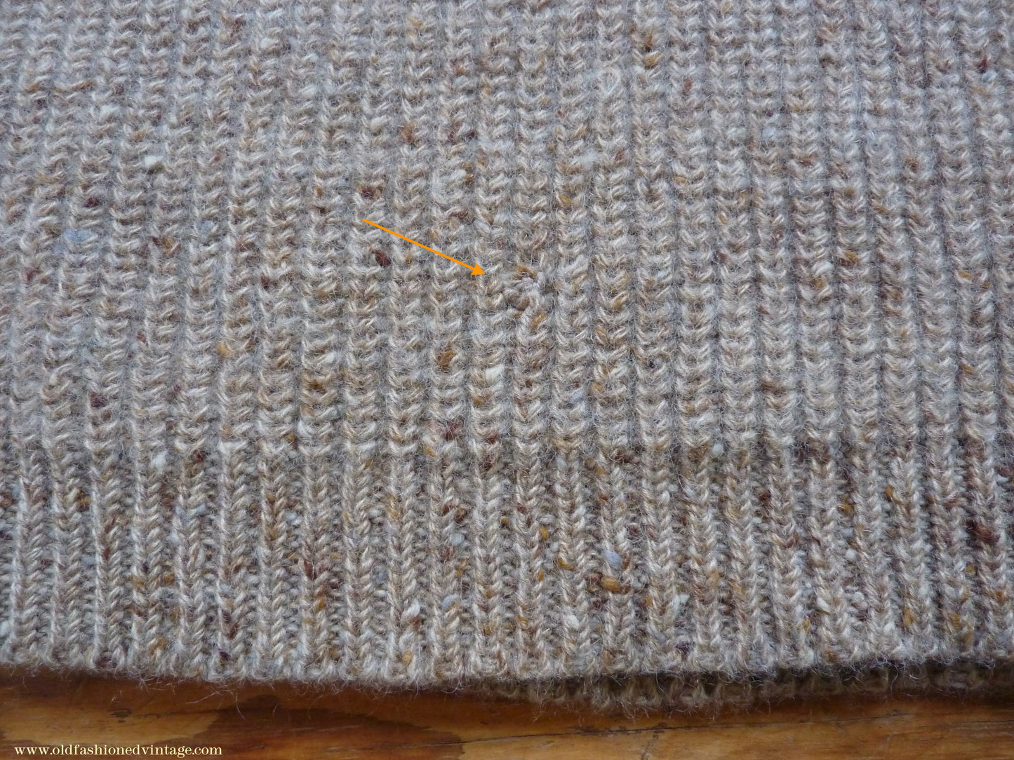 Vintage 1980s 1990s Irish Chunky Roll Neck Jumper Sweater Pullover Fisherman Rib Ribbed Beige Fleck Wool M