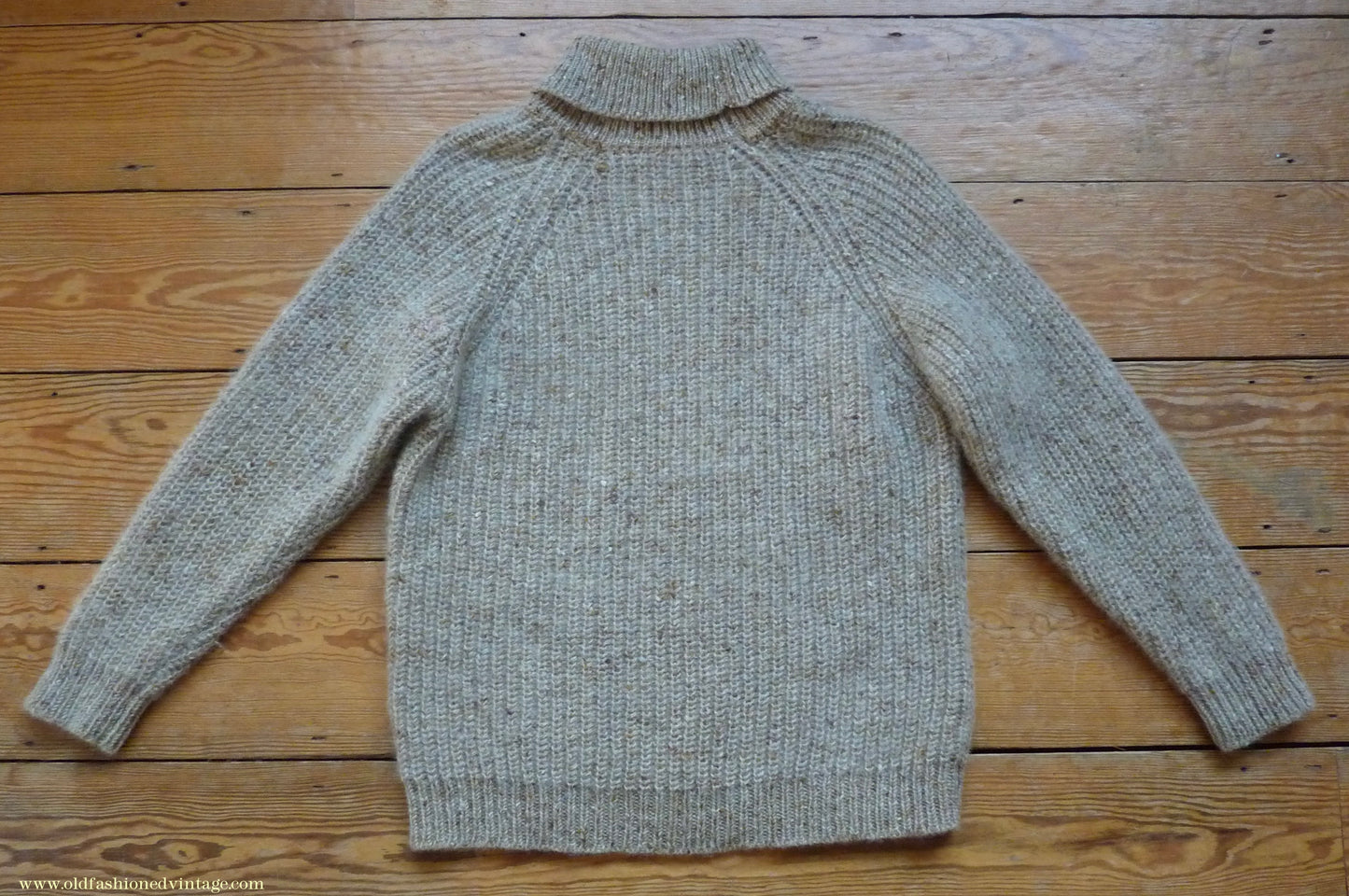 Vintage 1980s 1990s Irish Chunky Roll Neck Jumper Sweater Pullover Fisherman Rib Ribbed Beige Fleck Wool M