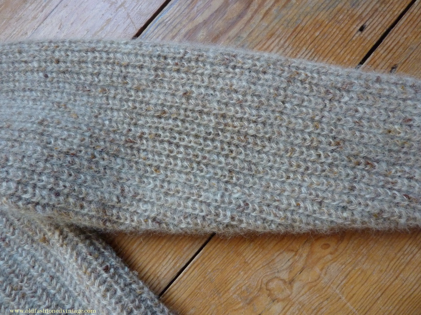 Vintage 1980s 1990s Irish Chunky Roll Neck Jumper Sweater Pullover Fisherman Rib Ribbed Beige Fleck Wool M