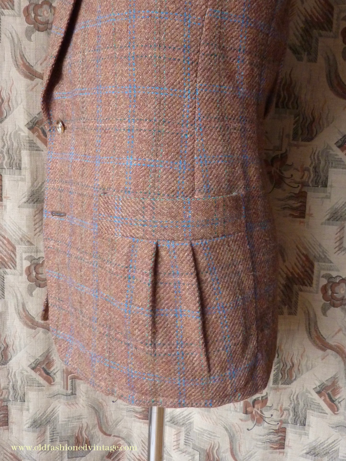 Vintage Mens 1990s does 1930s Italian Tweed Jacket Back Belt Patch Pockets Brown Windowpane Check 36"