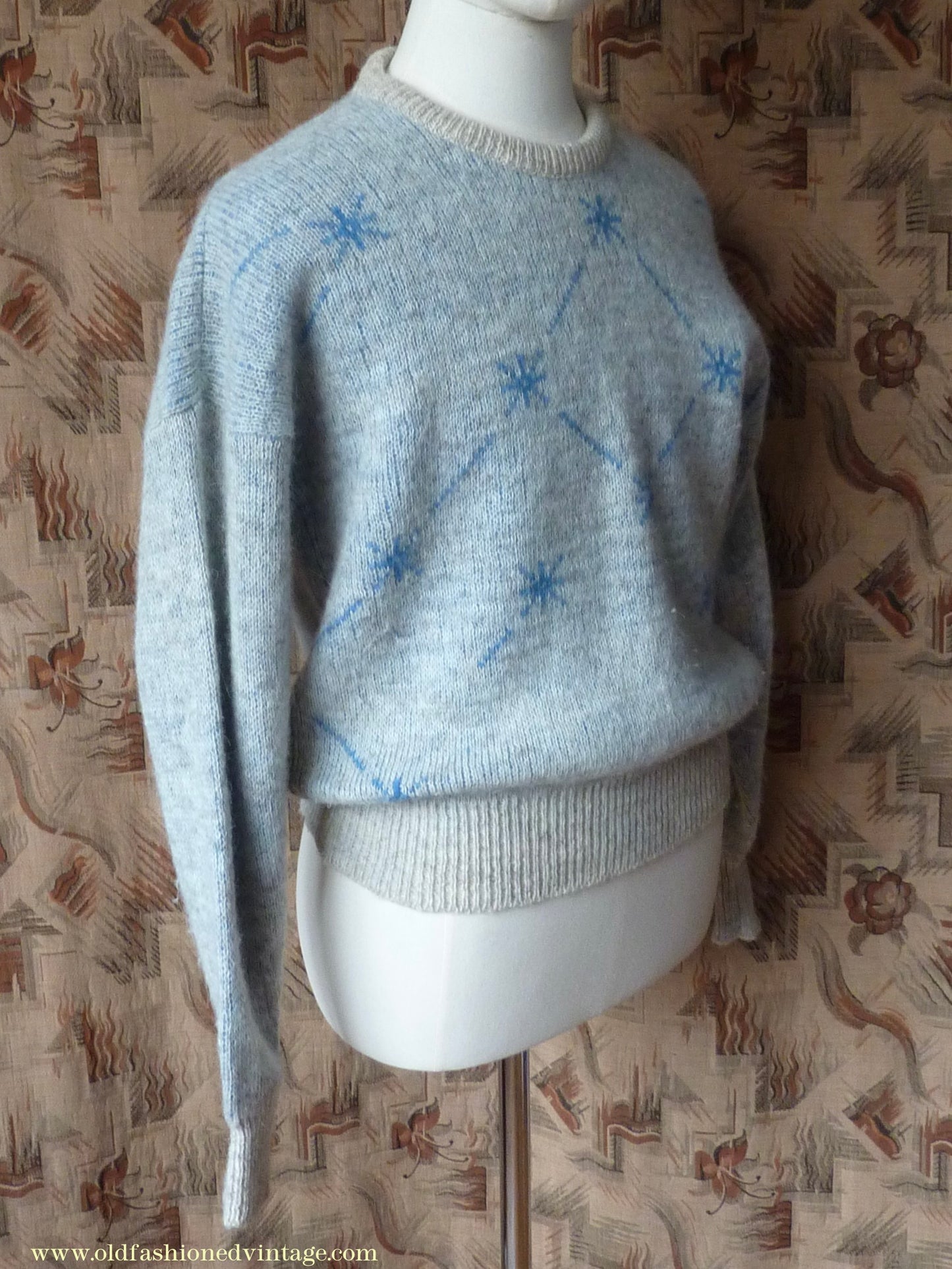 Vintage 1980s does 1950s Jumper Constellation Picture Knit Sweater Oatmeal Blue Stars M