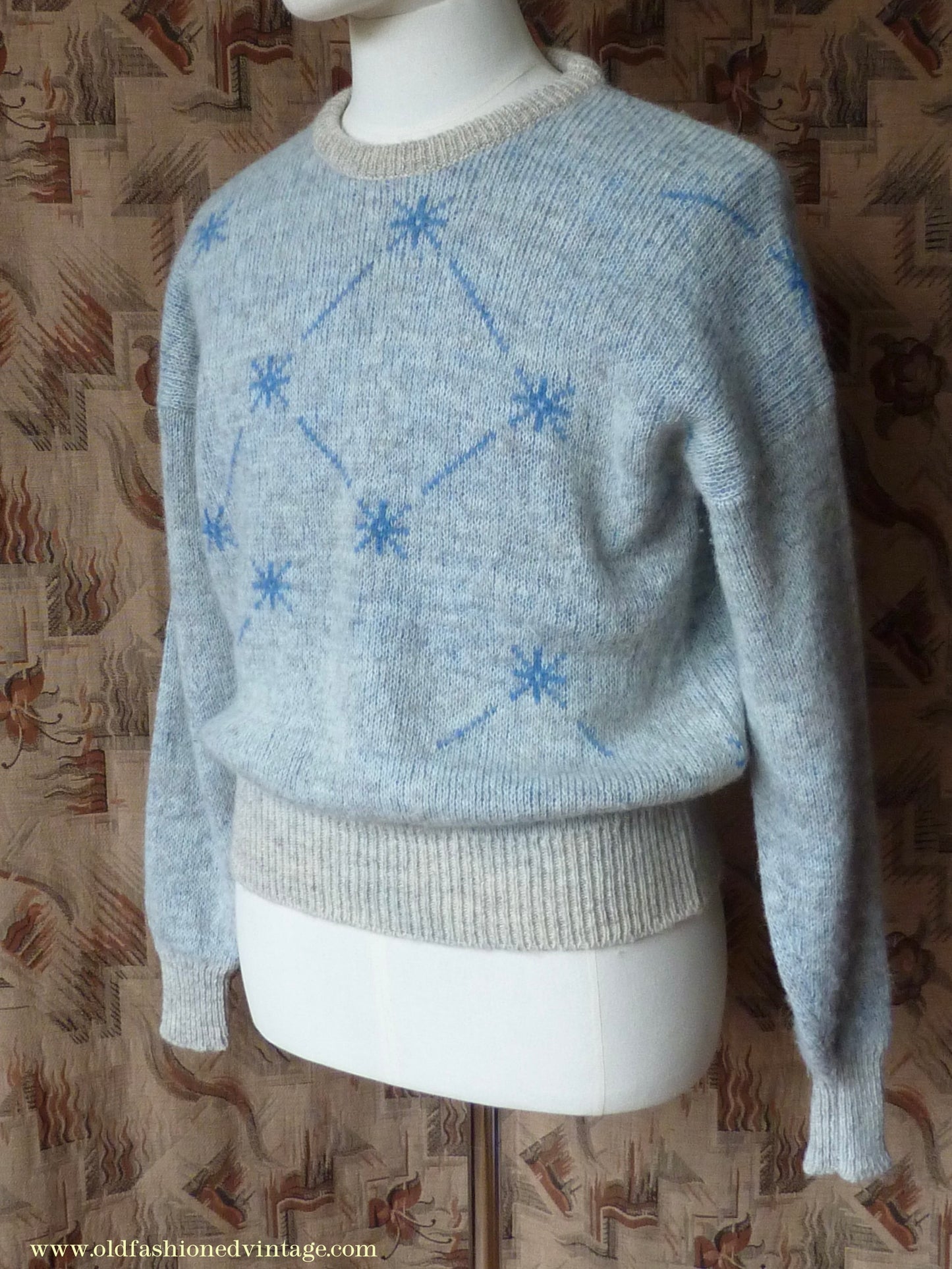 Vintage 1980s does 1950s Jumper Constellation Picture Knit Sweater Oatmeal Blue Stars M