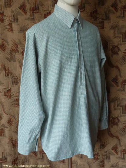 Vintage Mens 1970s Pullover Work Shirt Green Check Cotton Flannel British Overhead Tunic Half Buttoned 16 1/2"