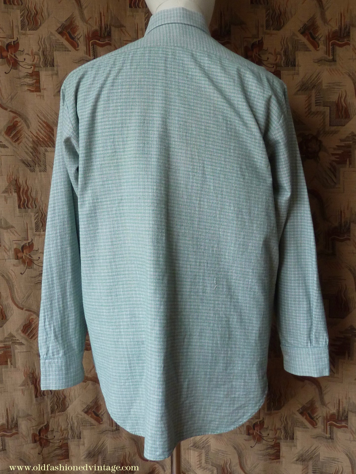 Vintage Mens 1970s Pullover Work Shirt Green Check Cotton Flannel British Overhead Tunic Half Buttoned 16 1/2"