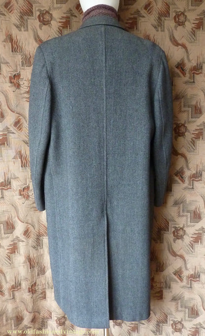 Vintage 1950s Mens Burton Single Breasted Overcoat Coat Grey Herringbone Tweed Wool 42"