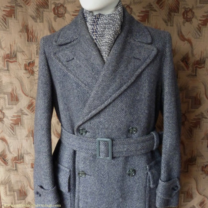 Vintage Mens 1930s 1940s Double Breasted Overcoat Coat Dark Blue Grey Herringbone Wool Tweed DB Belted 38"