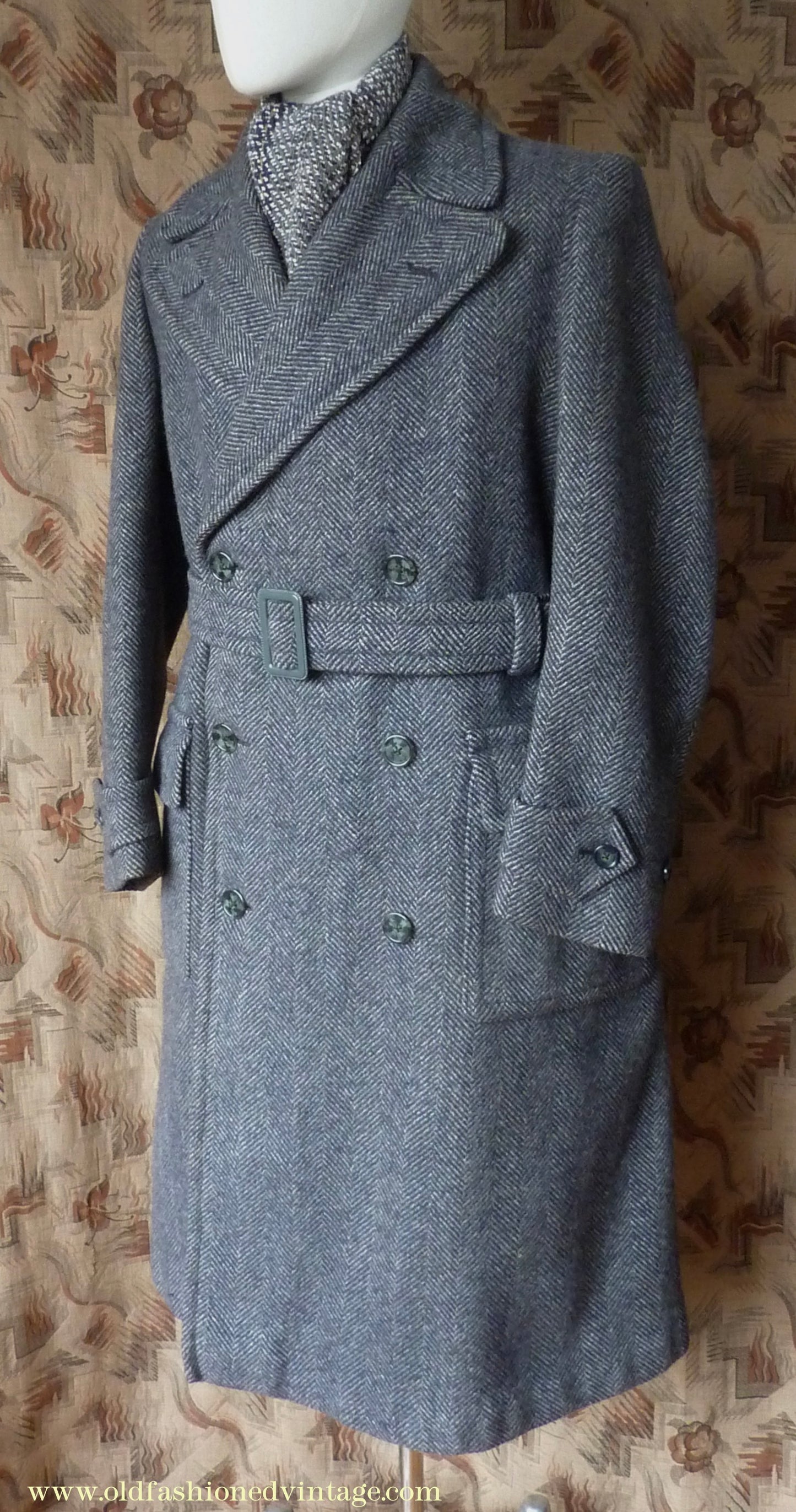 Vintage Mens 1930s 1940s Double Breasted Overcoat Coat Dark Blue Grey Herringbone Wool Tweed DB Belted 38"