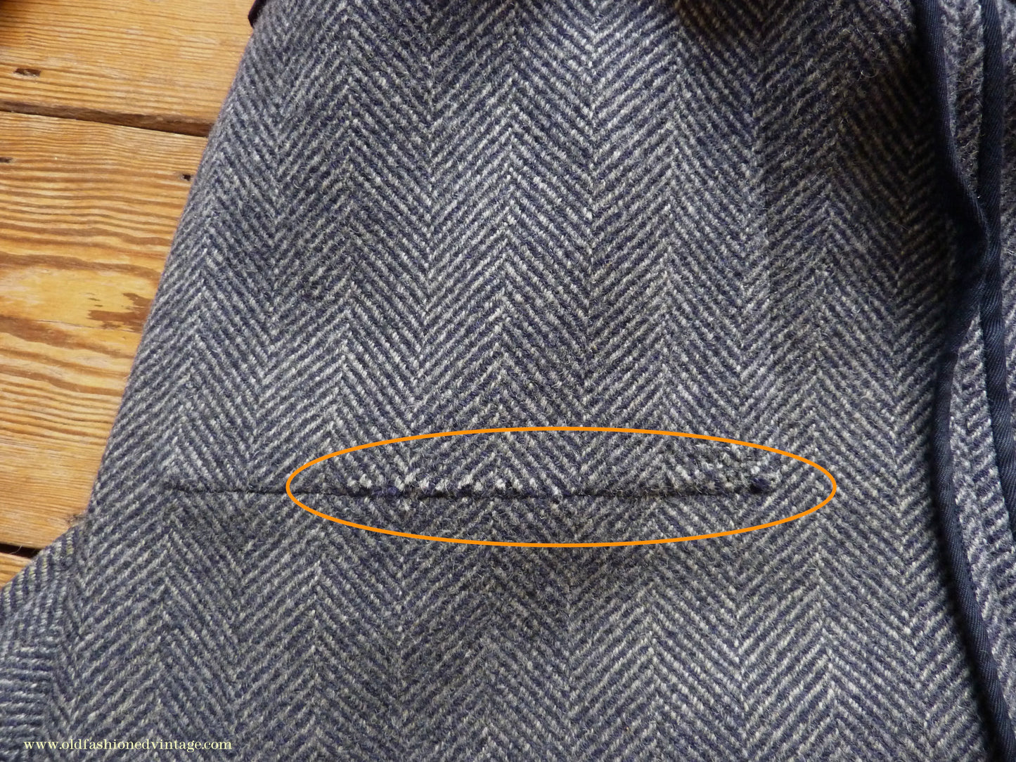 Vintage Mens 1930s 1940s Double Breasted Overcoat Coat Dark Blue Grey Herringbone Wool Tweed DB Belted 38"