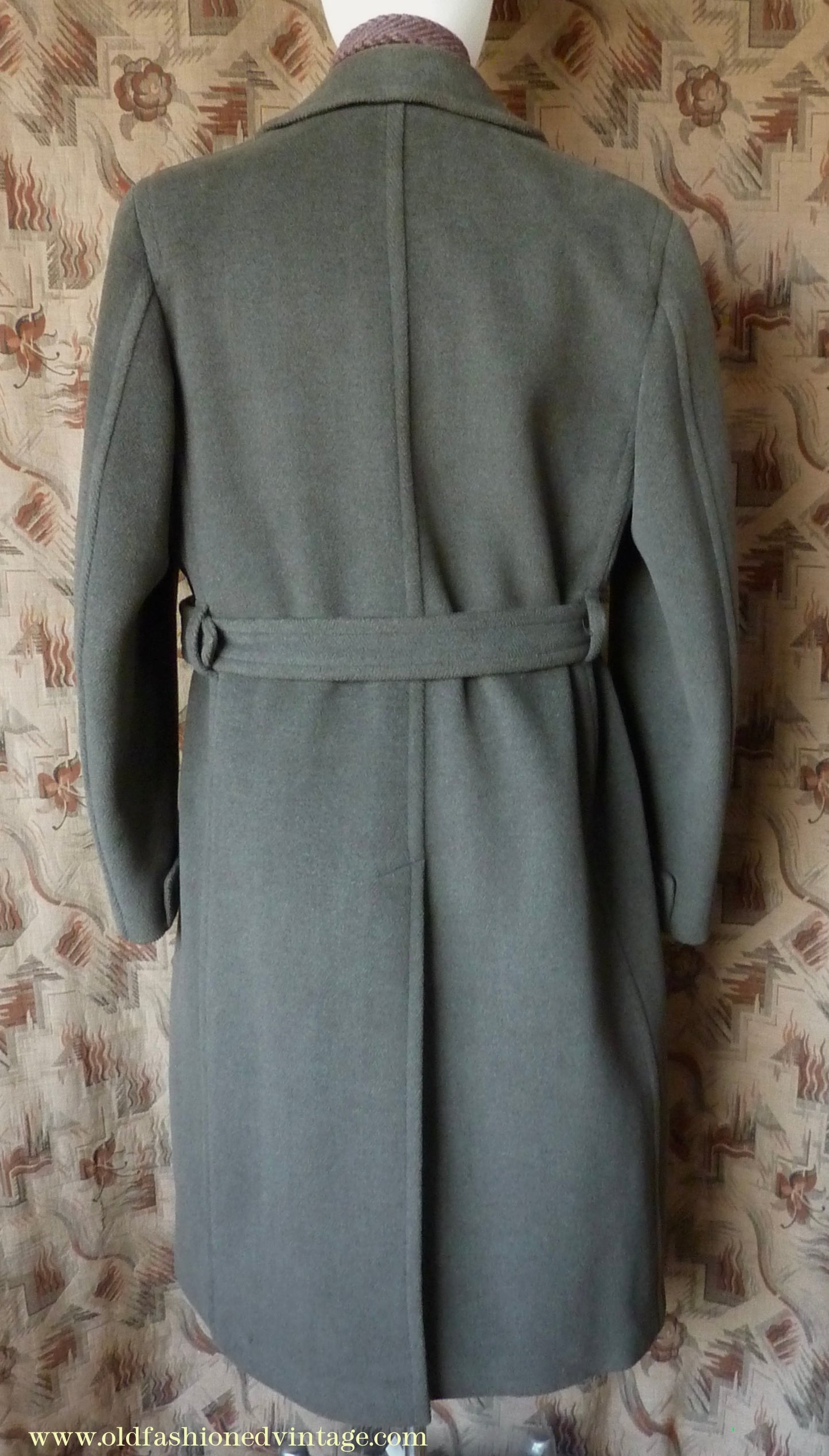 Vintage 1950s Mens Burtons Double Breasted Overcoat Coat Brownish Olive Green Herringbone Wool DB Belted 40"/42"