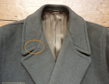 Vintage 1950s Mens Burtons Double Breasted Overcoat Coat Brownish Olive Green Herringbone Wool DB Belted 40"/42"