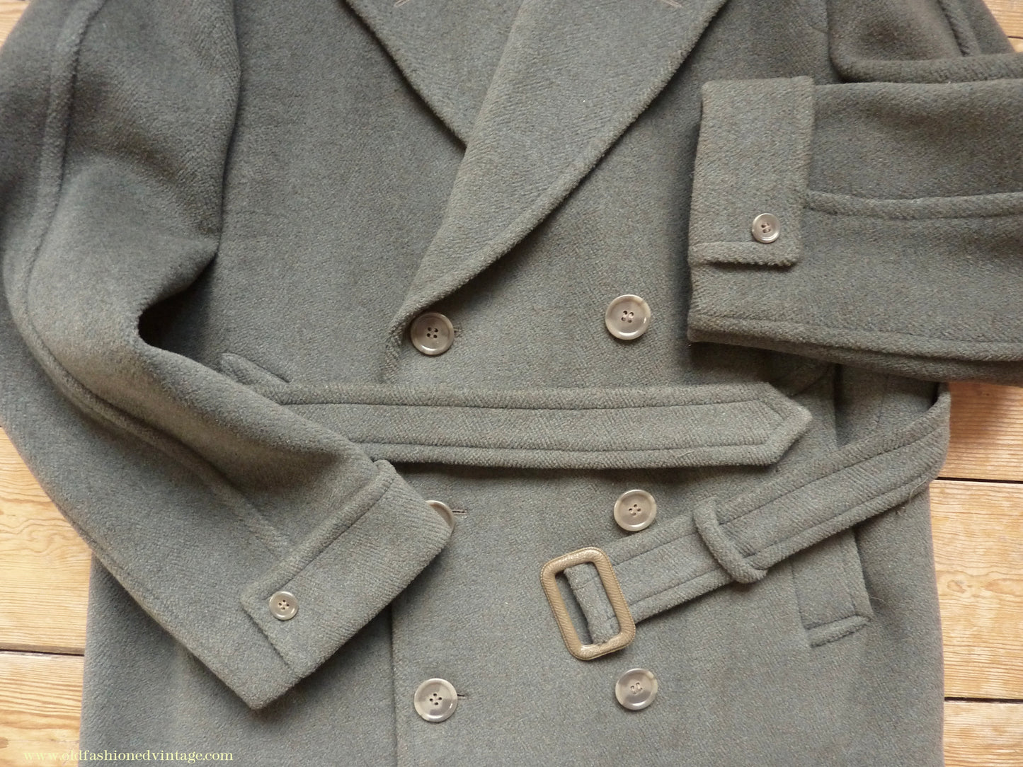 Vintage 1950s Mens Burtons Double Breasted Overcoat Coat Brownish Olive Green Herringbone Wool DB Belted 40"/42"