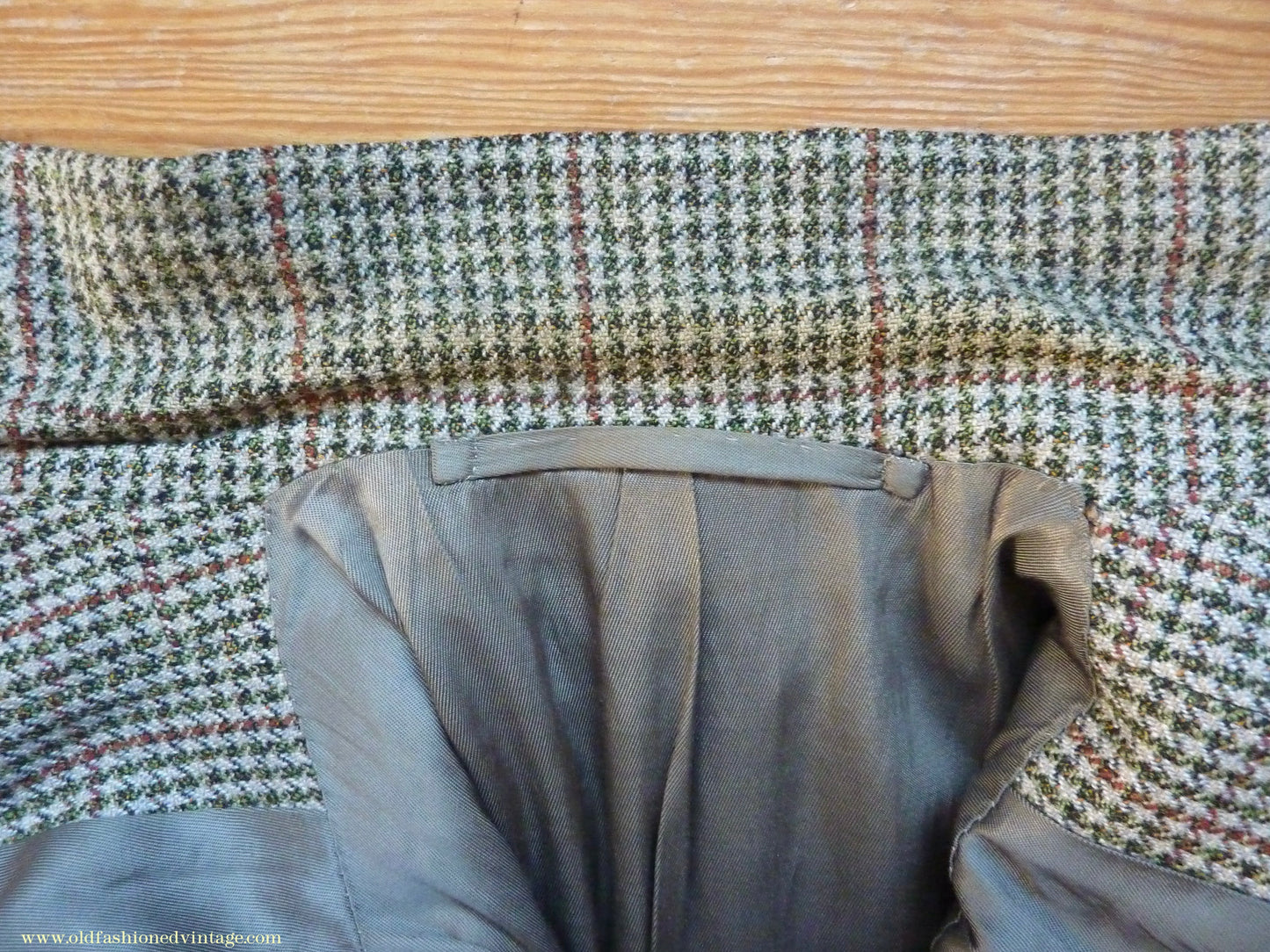 Vintage Mens 1950s Bespoke Tweed 3 Piece Suit Green Fawn Grey Houndstooth Wool Orange Windowpane 44"