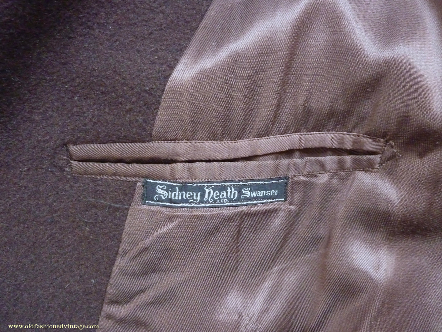 Vintage Mens 1940s Double Breasted Overcoat Coat Chocolate Brown Wool Back Belt 38"