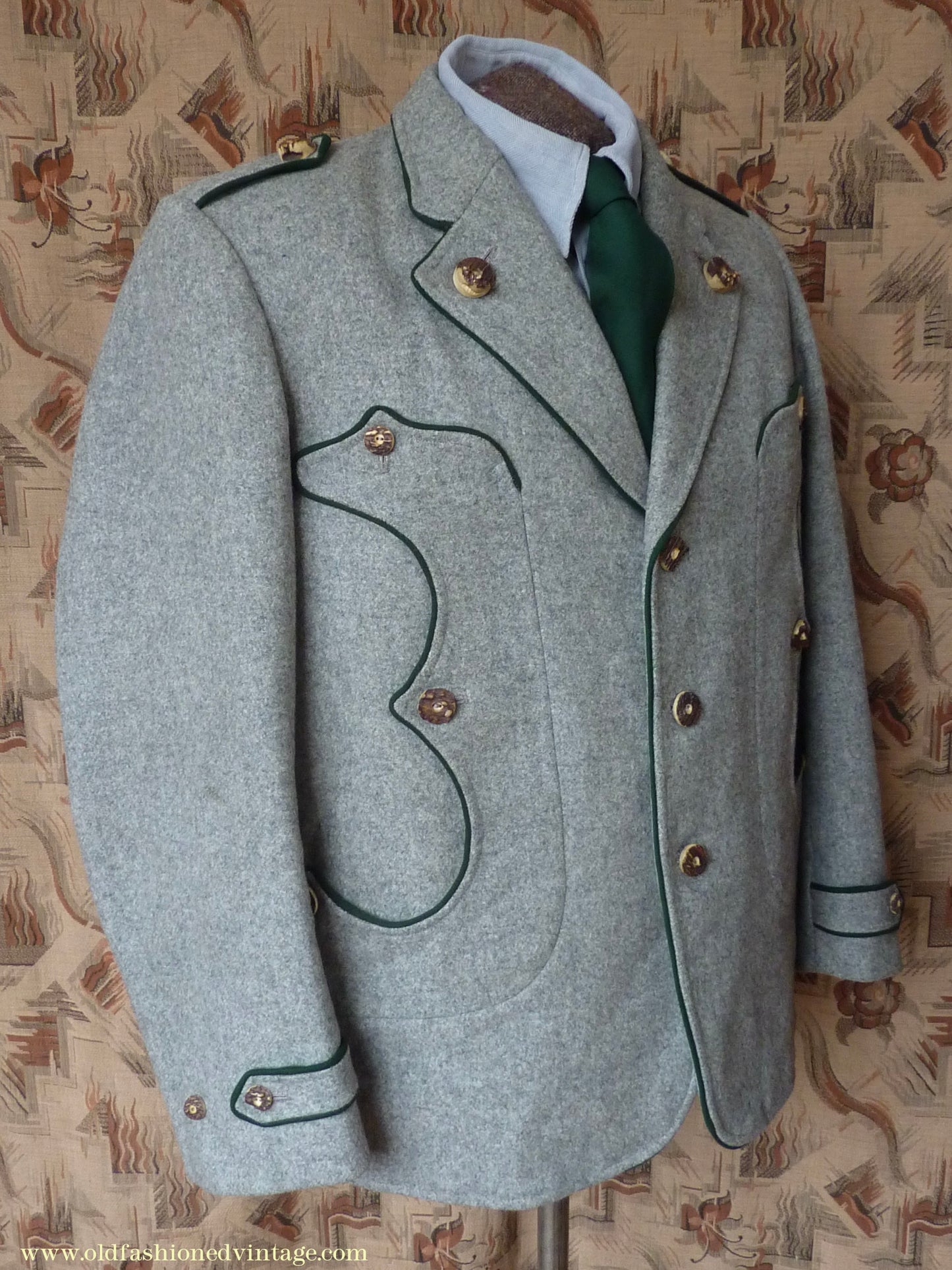 Vintage Mens 1940s 1950s Trachten Hunting Jacket Maremma Coat Grey Wool Horn Buttons Traditional Tyrol German Folk 44"