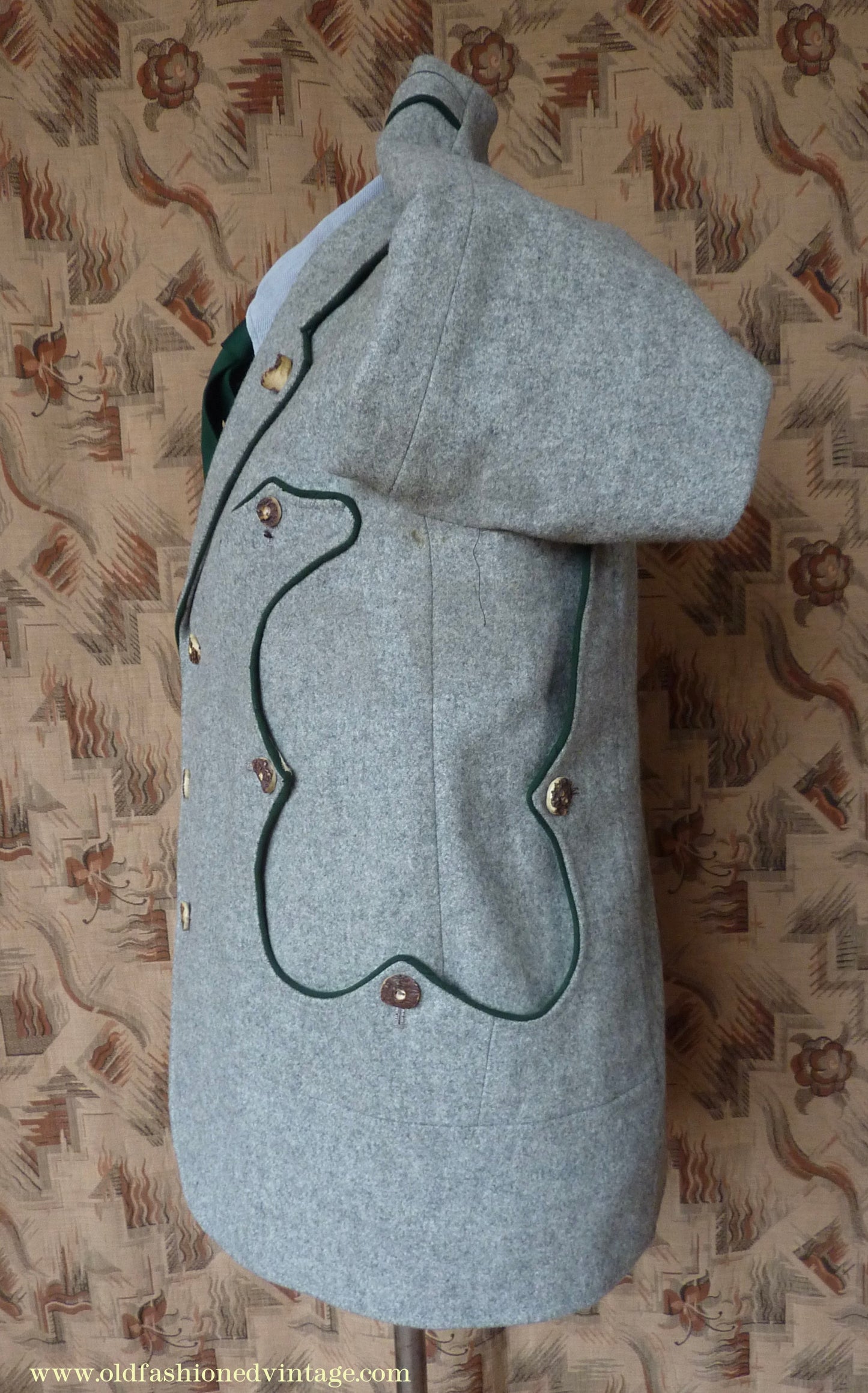 Vintage Mens 1940s 1950s Trachten Hunting Jacket Maremma Coat Grey Wool Horn Buttons Traditional Tyrol German Folk 44"