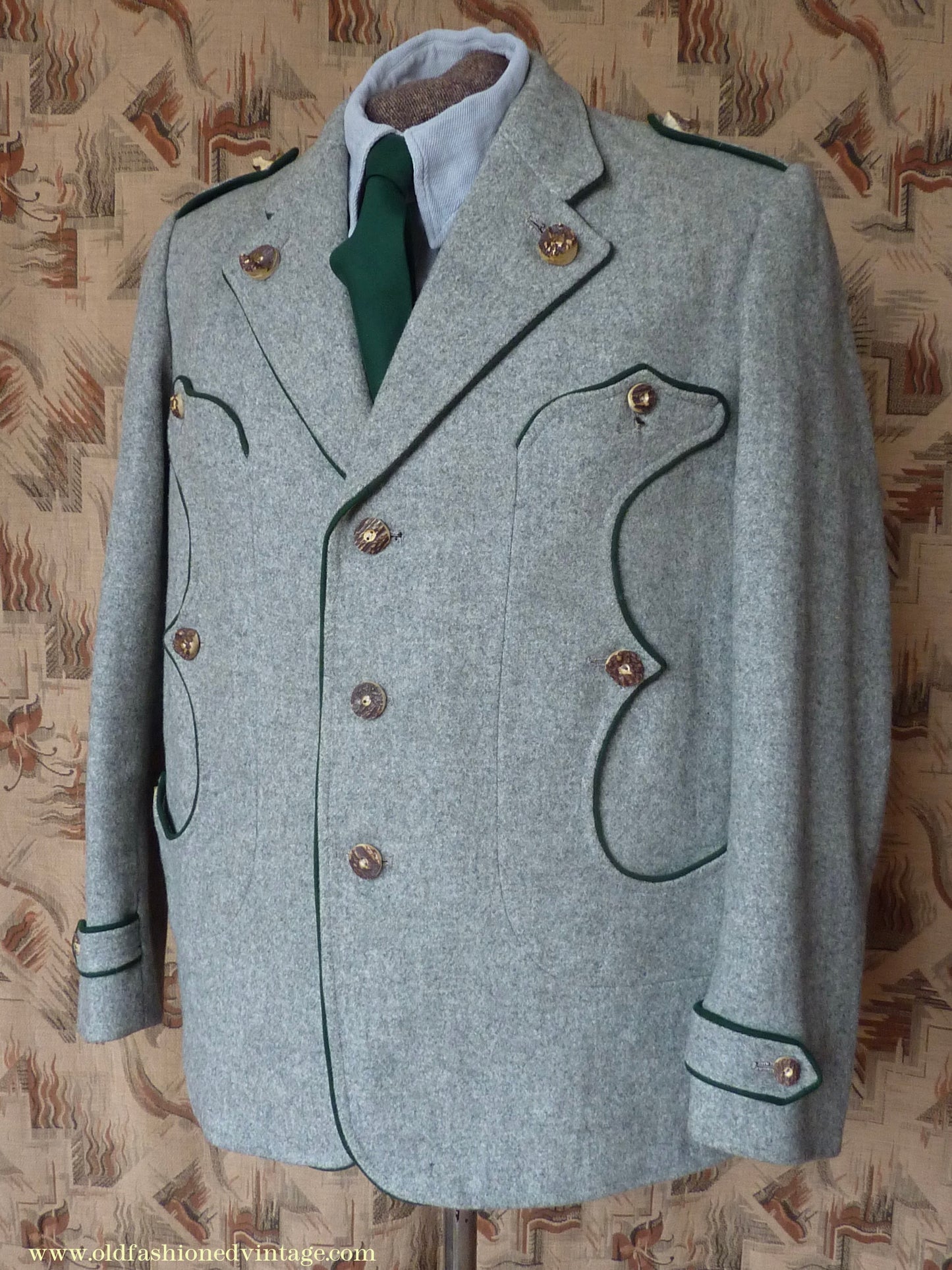 Vintage Mens 1940s 1950s Trachten Hunting Jacket Maremma Coat Grey Wool Horn Buttons Traditional Tyrol German Folk 44"