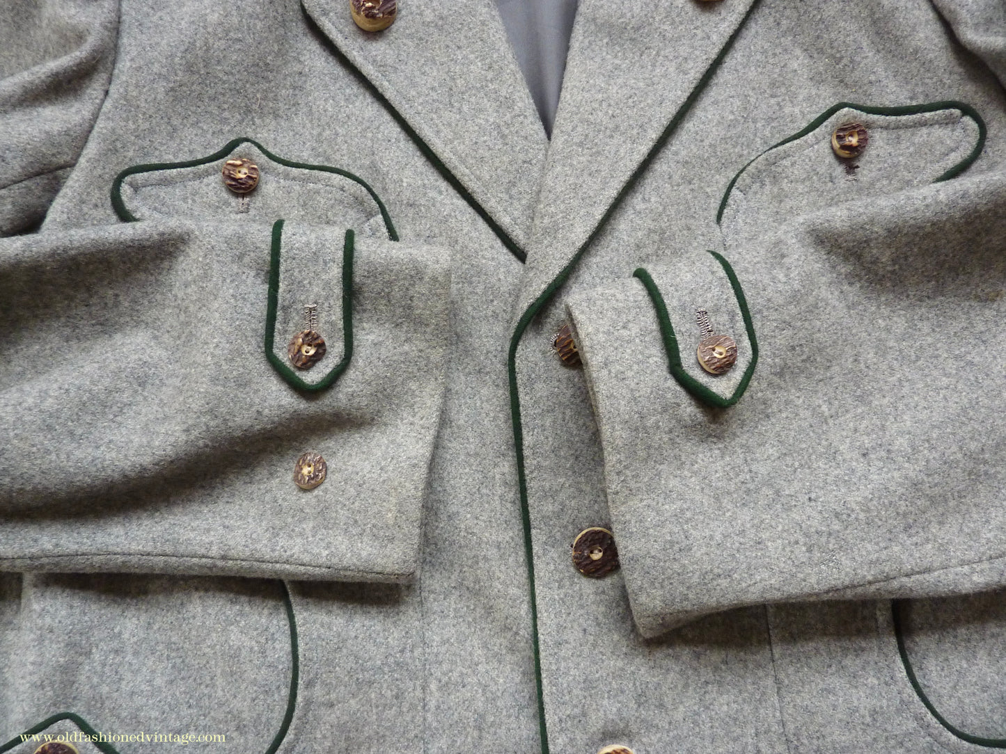 Vintage Mens 1940s 1950s Trachten Hunting Jacket Maremma Coat Grey Wool Horn Buttons Traditional Tyrol German Folk 44"