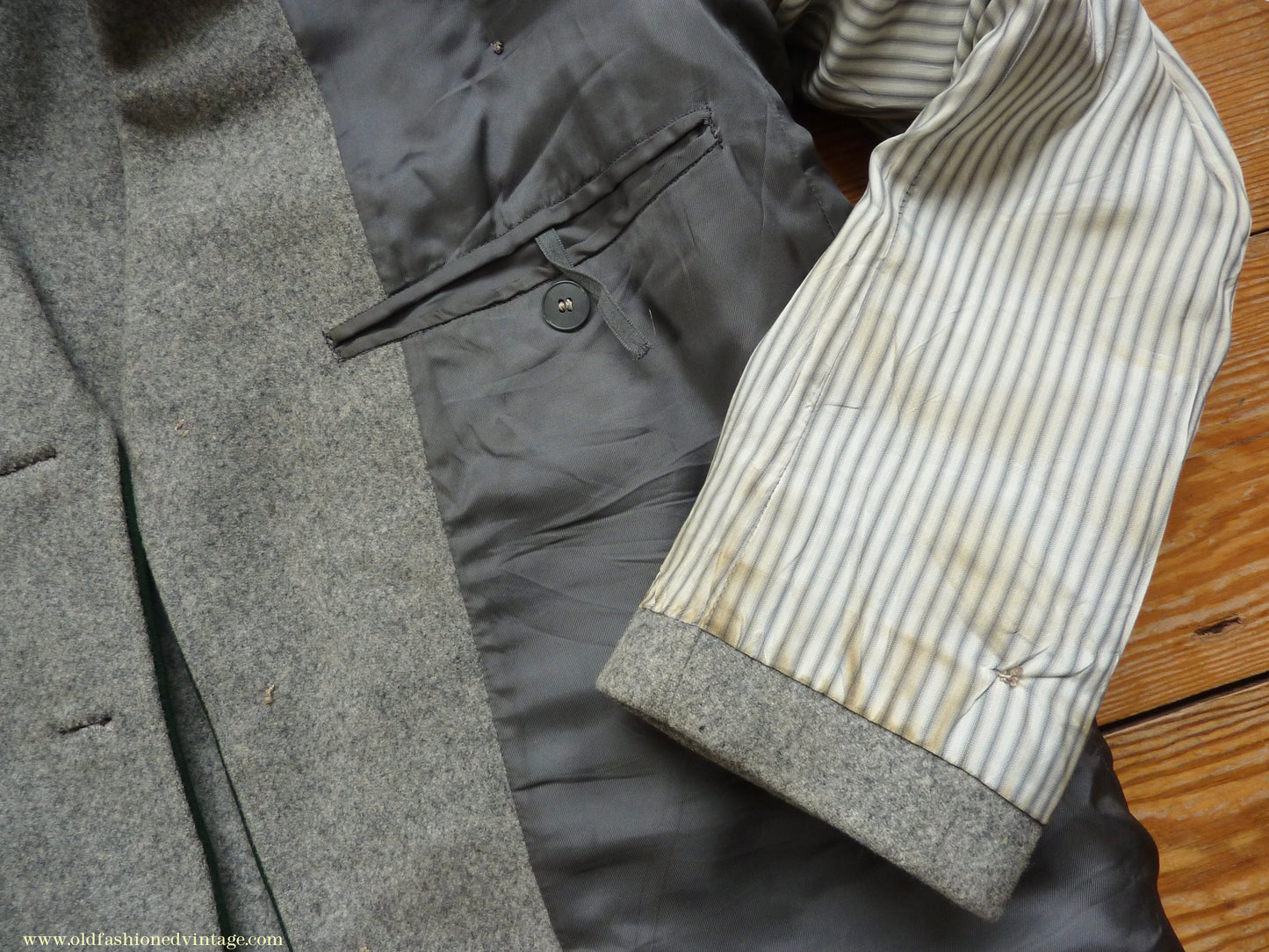 Vintage Mens 1940s 1950s Trachten Hunting Jacket Maremma Coat Grey Wool Horn Buttons Traditional Tyrol German Folk 44"