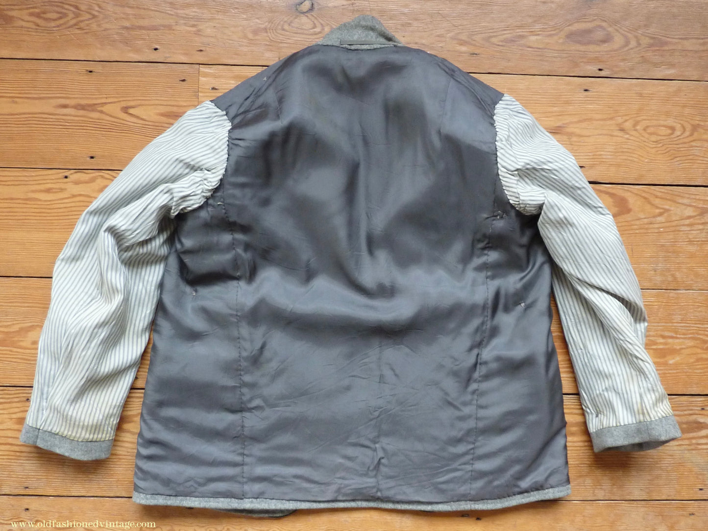 Vintage Mens 1940s 1950s Trachten Hunting Jacket Maremma Coat Grey Wool Horn Buttons Traditional Tyrol German Folk 44"