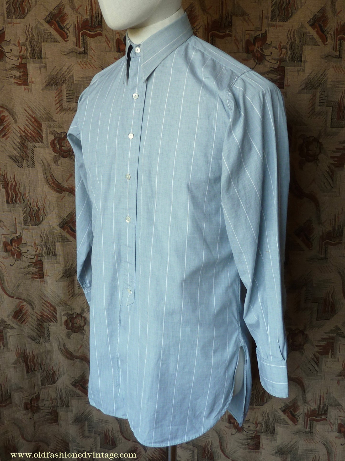 Vintage Mens 1930s 1940s "Consulate" Cotton Shirt Greenish Grey Striped Spearpoint Collar British XS