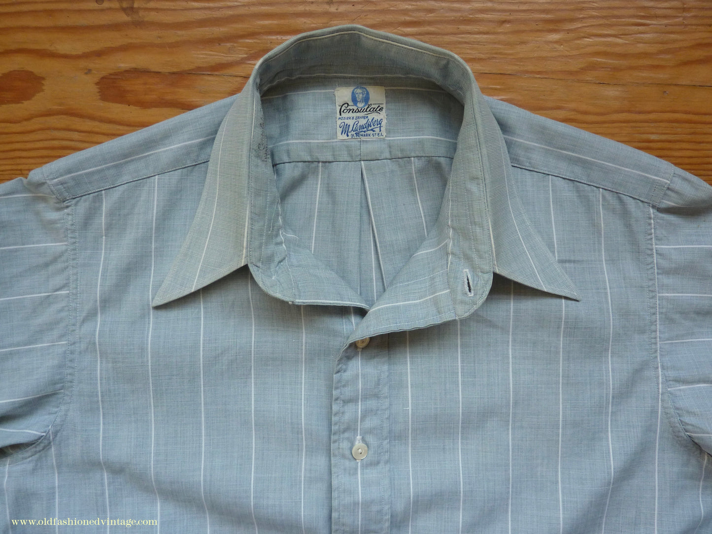 Vintage Mens 1930s 1940s "Consulate" Cotton Shirt Greenish Grey Striped Spearpoint Collar British XS