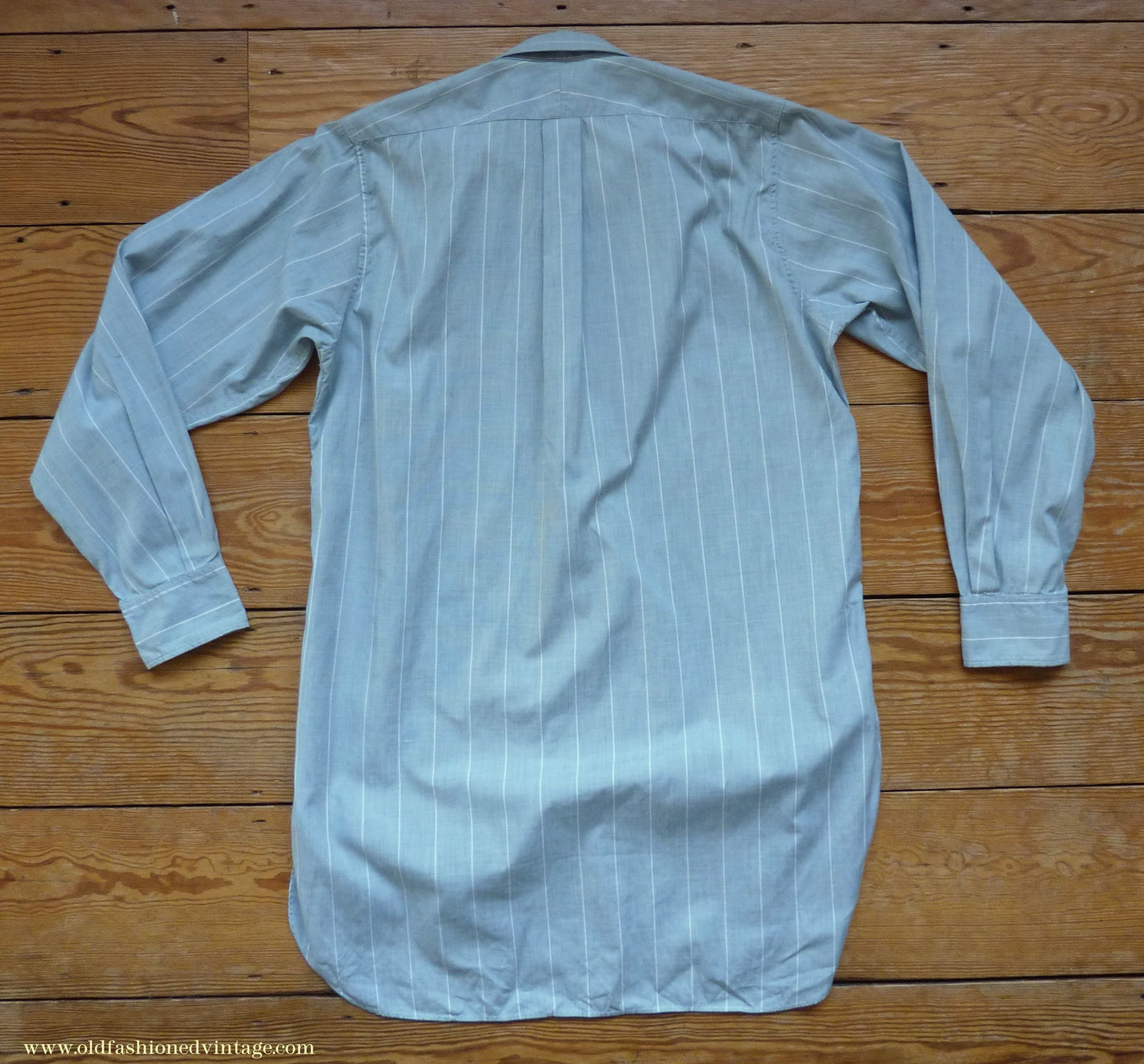 Vintage Mens 1930s 1940s "Consulate" Cotton Shirt Greenish Grey Striped Spearpoint Collar British XS