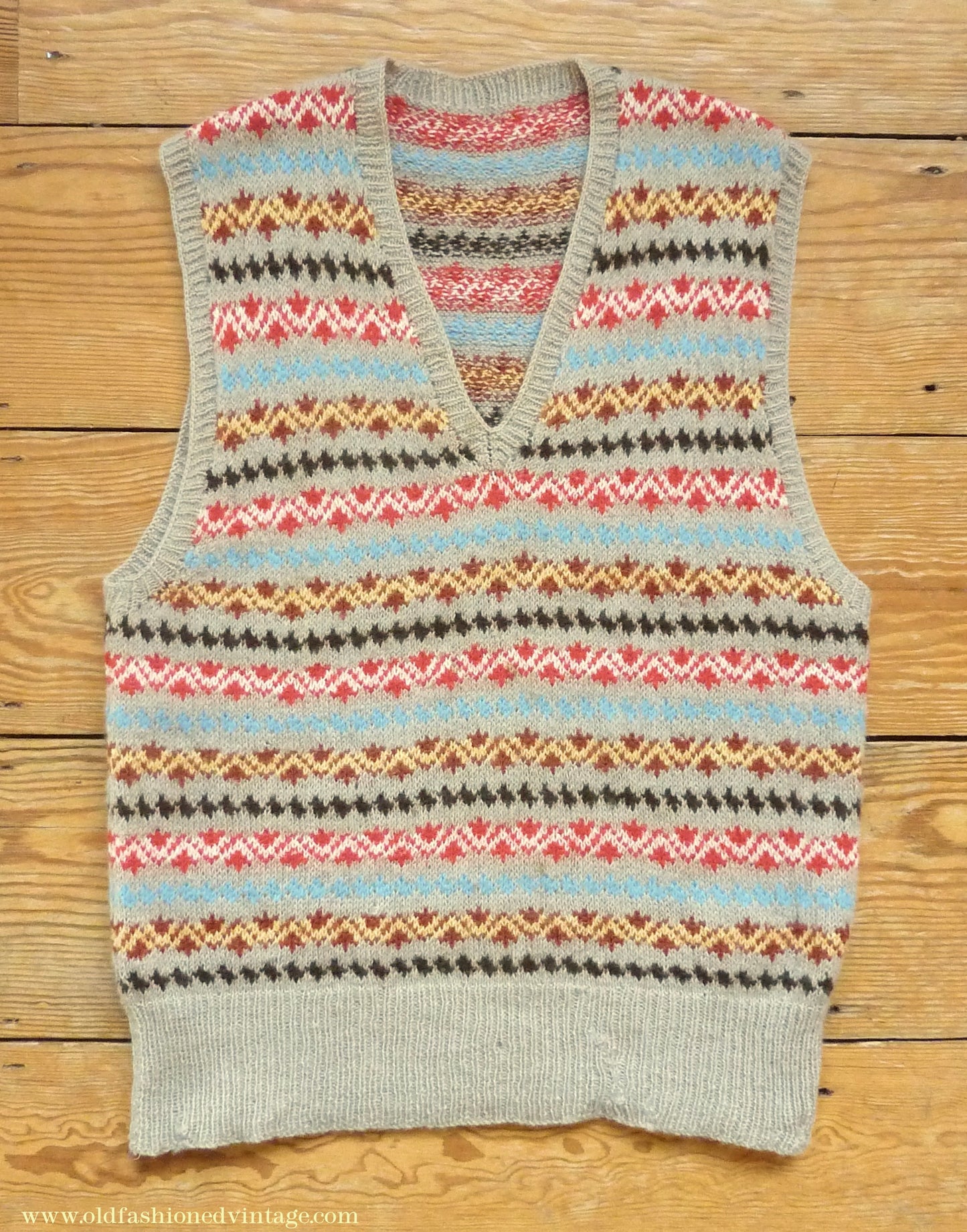 Vintage Mens 1950s Hand Knitted Fair Isle Slipover Sweater Vest Beige Brown Red Fairisle Tank Top XS