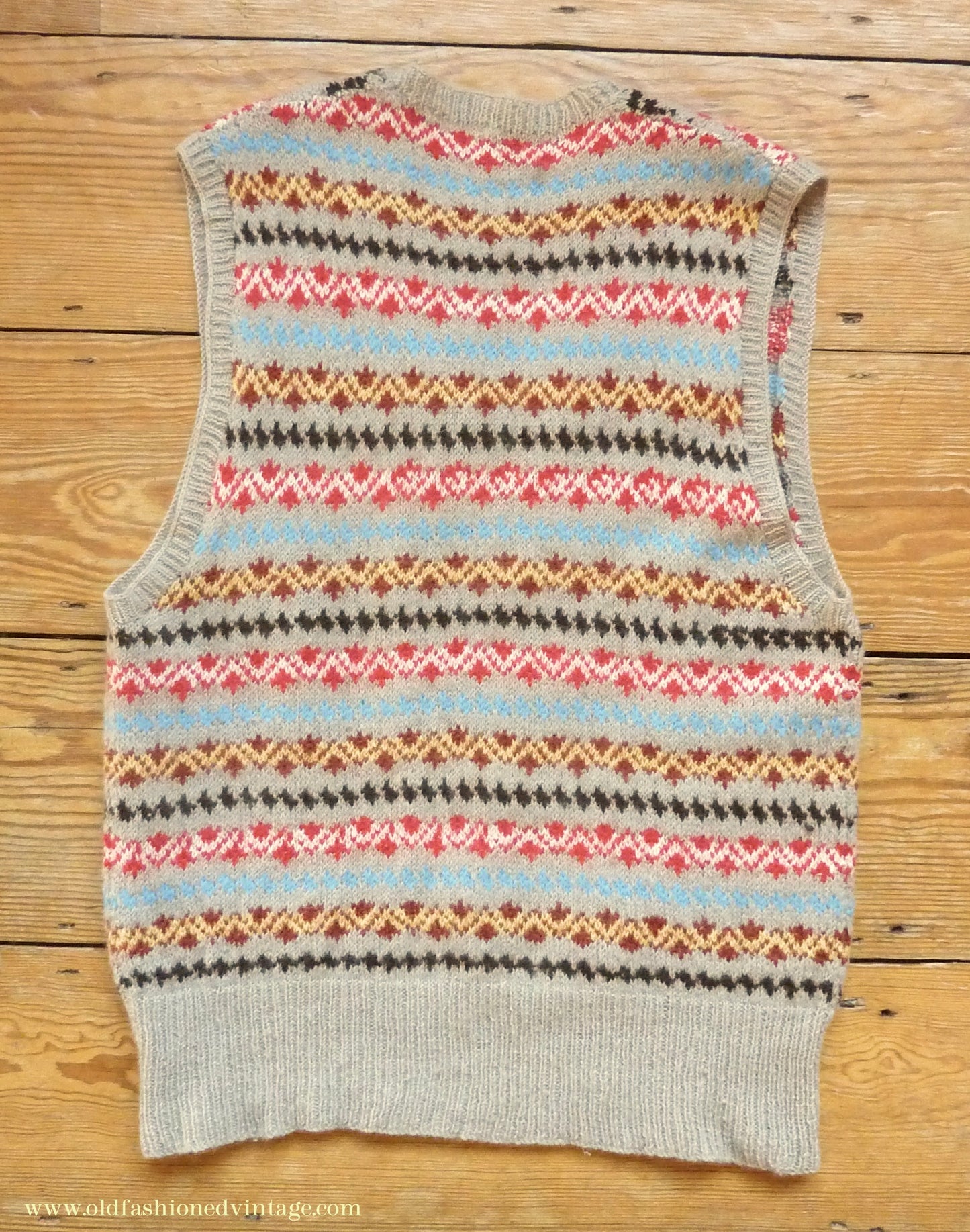Vintage Mens 1950s Hand Knitted Fair Isle Slipover Sweater Vest Beige Brown Red Fairisle Tank Top XS