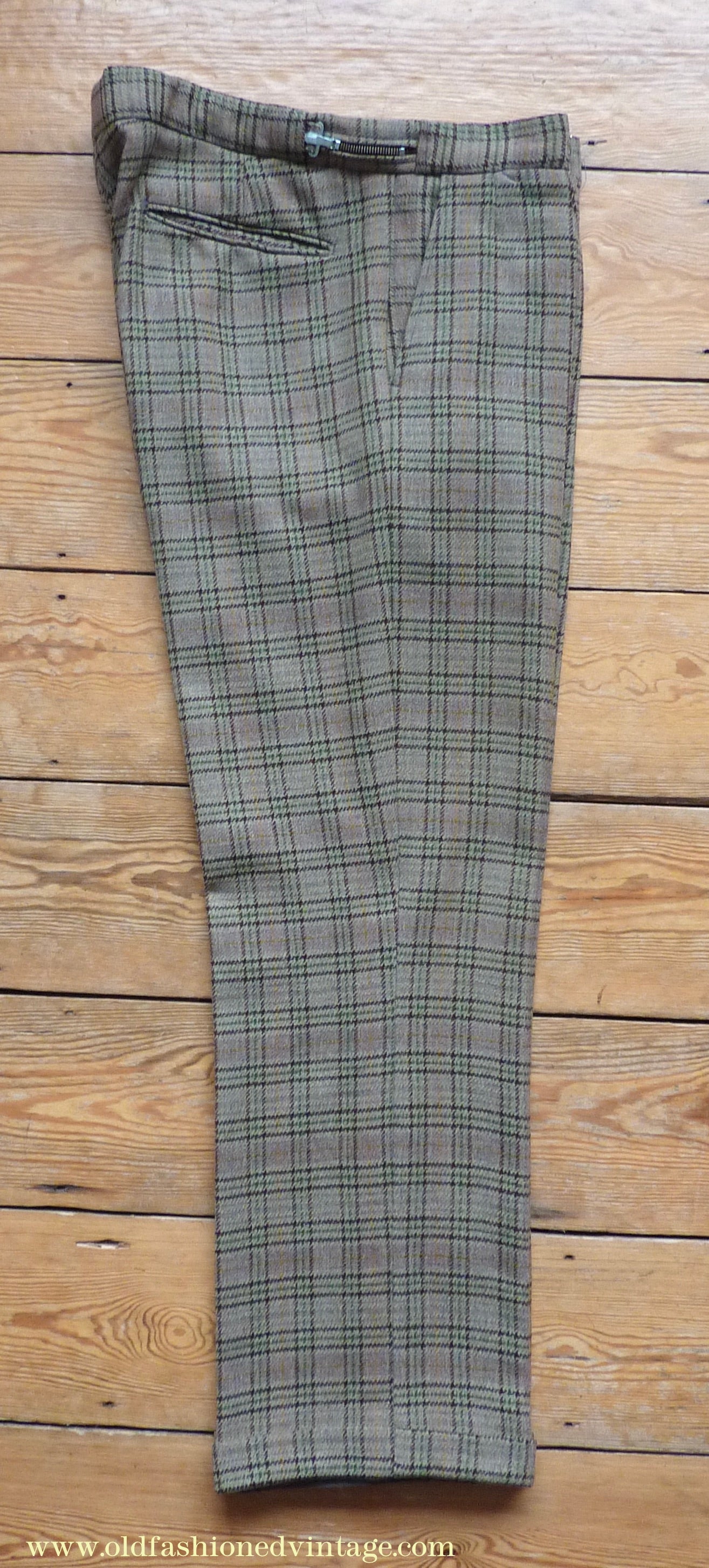 Vintage Mens 1970s Irish Bespoke Tweed Suit Green Brown Plaid Check 44"
