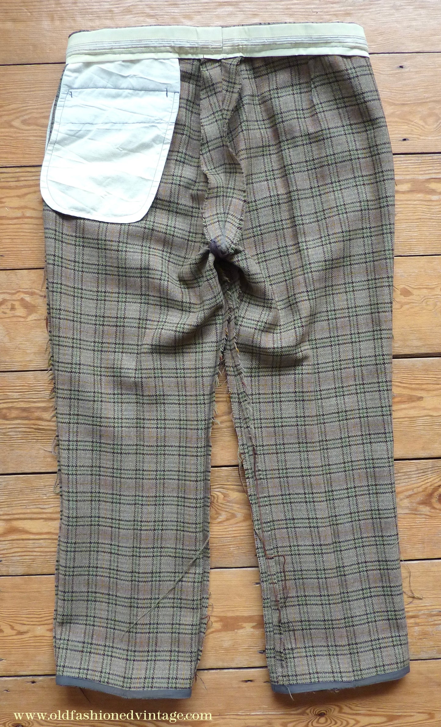 Vintage Mens 1970s Irish Bespoke Tweed Suit Green Brown Plaid Check 44"
