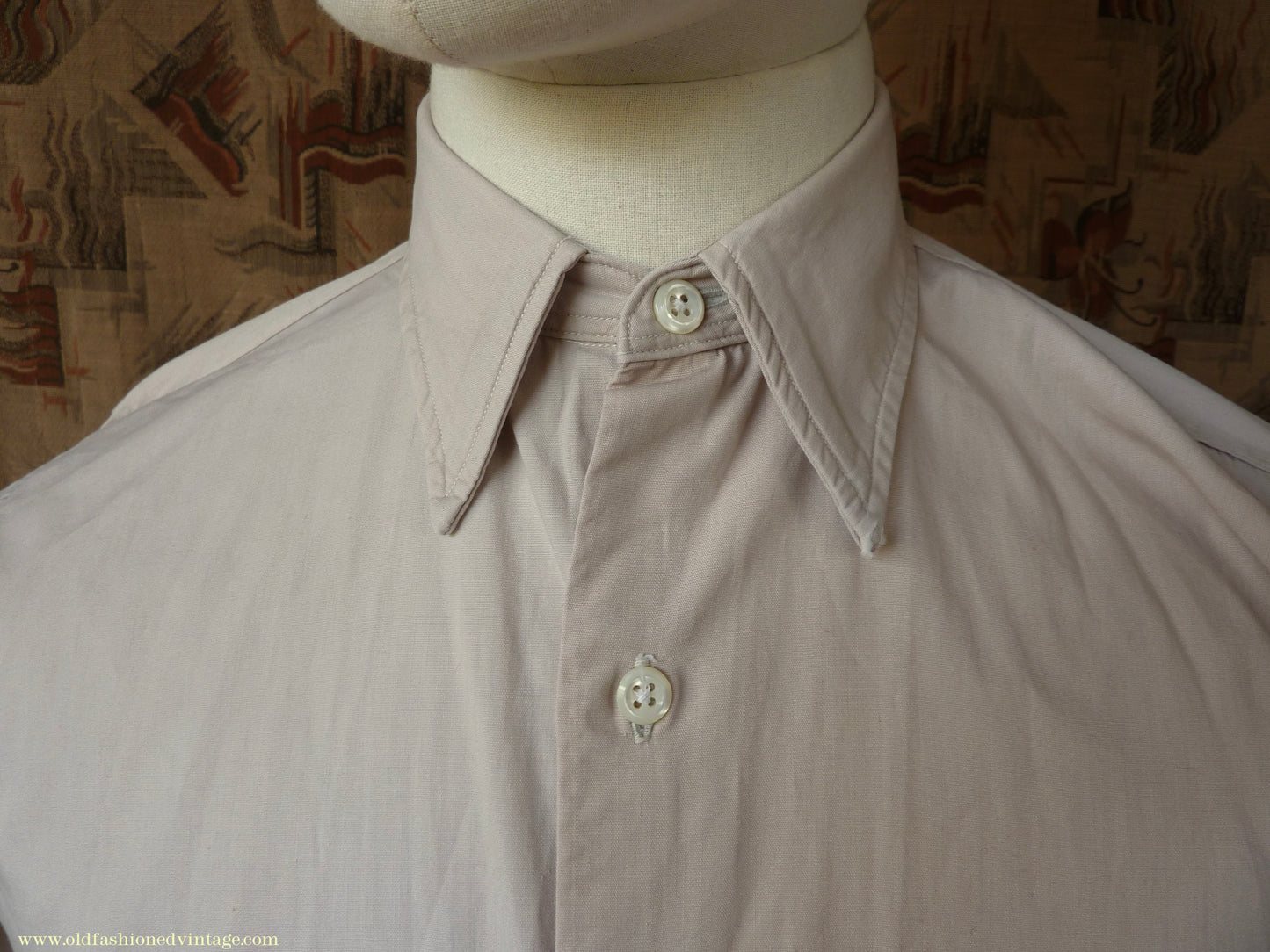 Vintage Mens 1940s 1950s "Braintry" Cotton Shirt Pale Ivory Spearpoint Collar British 15"