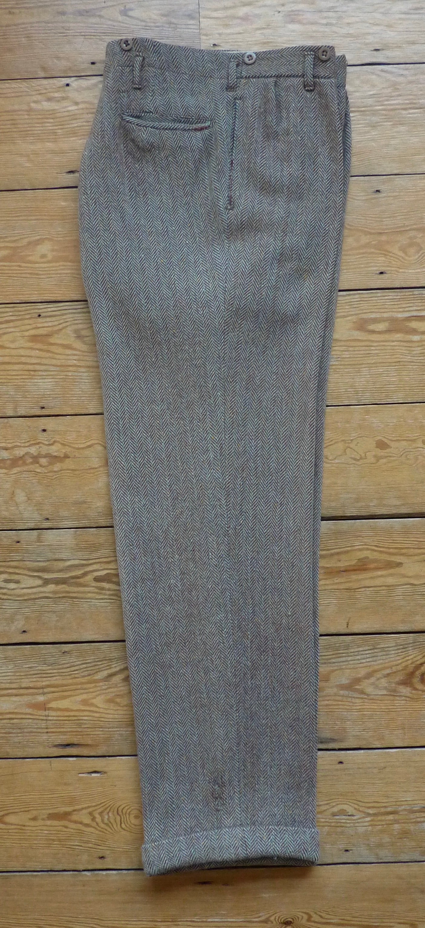 Vintage Mens 1940s Tweed Suit 2 Piece Single Breasted Brown Green Flecked Herringbone Wool 42" Extra Long