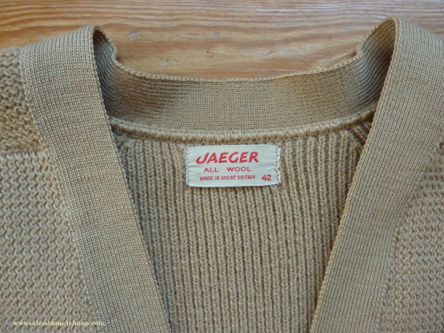 Vintage Mens 1950s 1960s Jaeger Cardigan Sweater Ribbed Saddle Sleeves Sandy Camel Beige Wool 42"