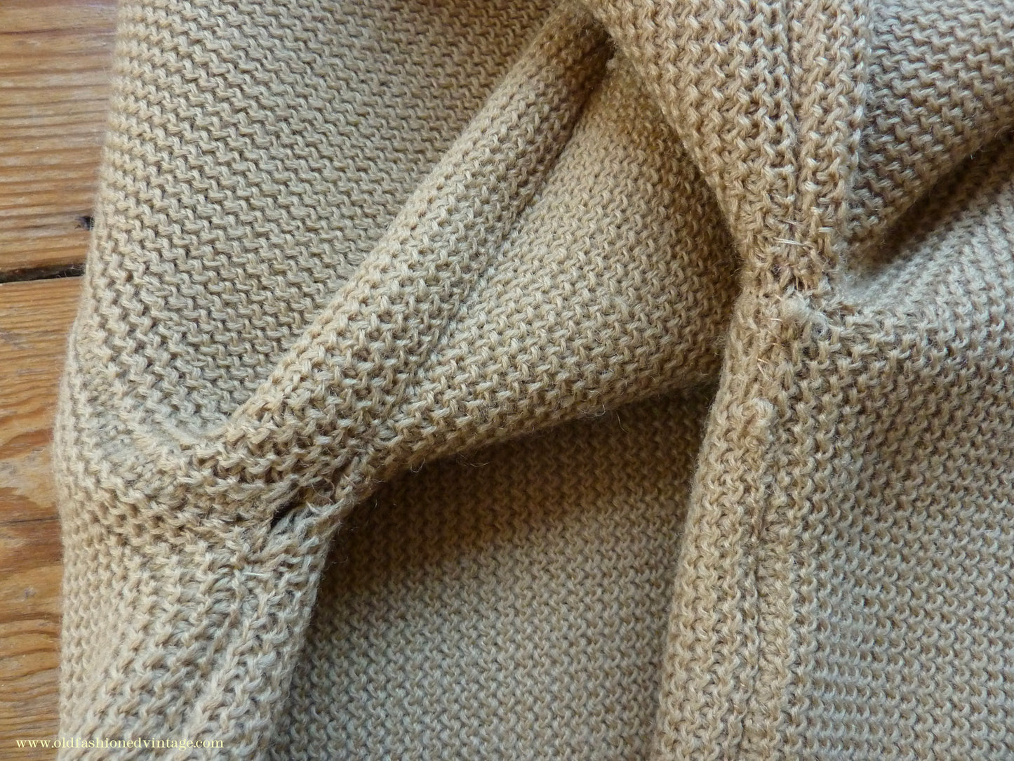 Vintage Mens 1950s 1960s Jaeger Cardigan Sweater Ribbed Saddle Sleeves Sandy Camel Beige Wool 42"