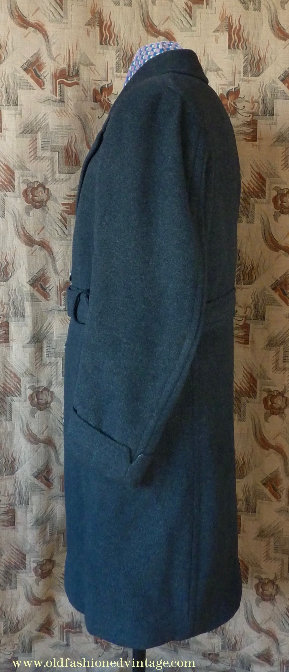 Vintage Mens 1950s Bespoke Tailored Double Breasted Overcoat Coat Charcoal Grey Wool DB Belted 44"