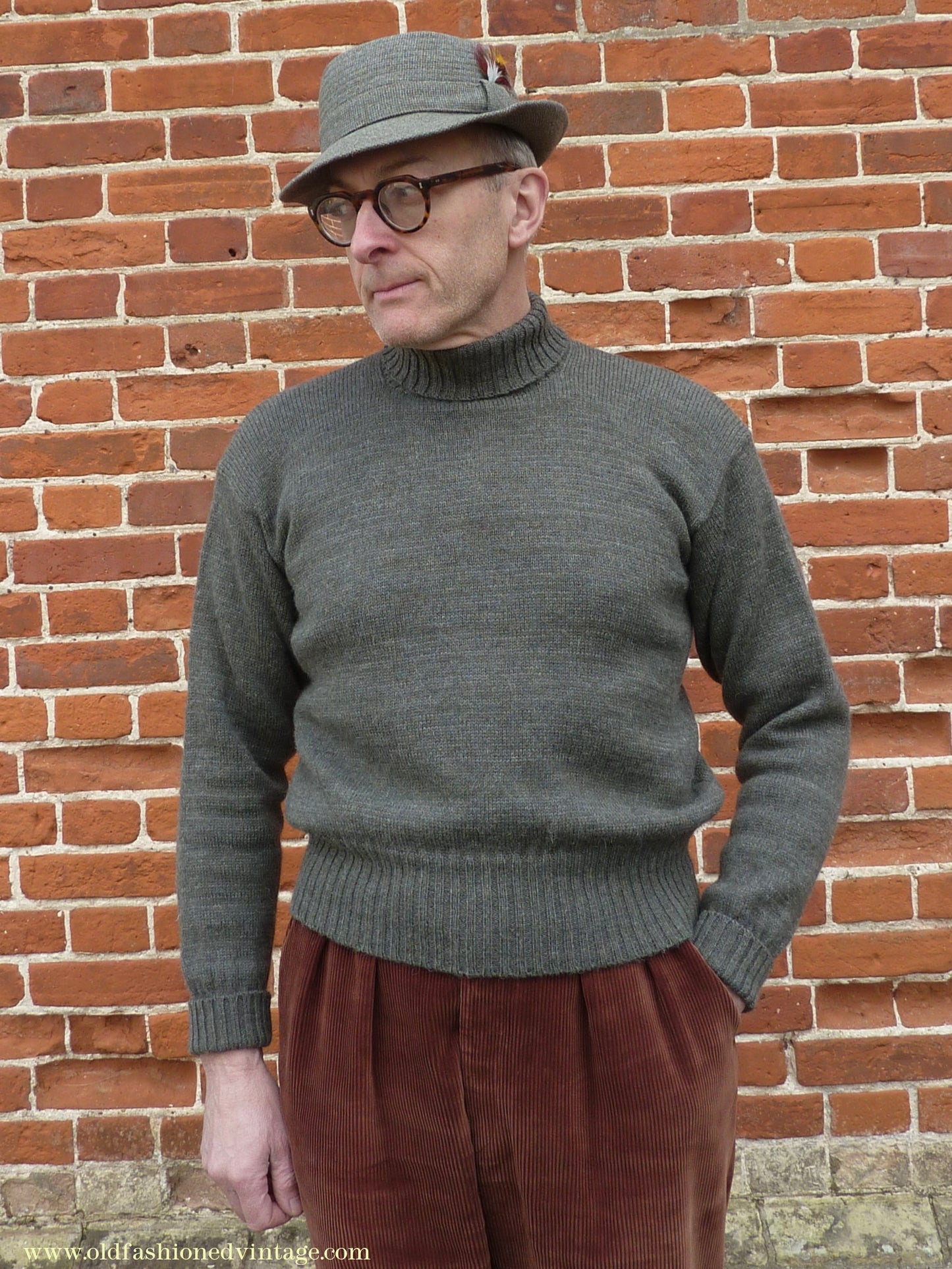 Old Fashioned Garments Vintage Reproduction 1940s Mens Roll Neck Jumper Grey Green Polo Turtle Sweater S/M