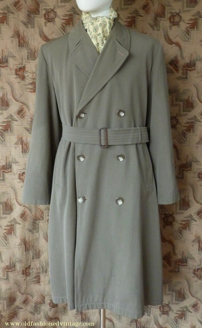 Vintage Mens 1940s 1950s Selgard Trenchcoat Double Breasted Raincoat Mac Trench Coat 42"
