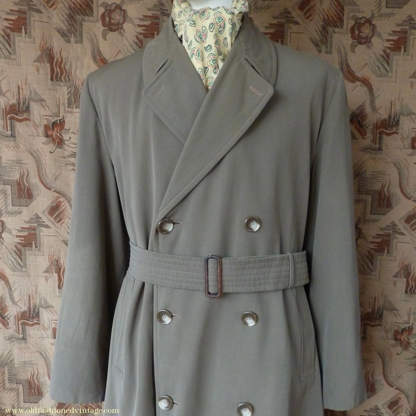 Vintage Mens 1940s 1950s Selgard Trenchcoat Double Breasted Raincoat Mac Trench Coat 42"