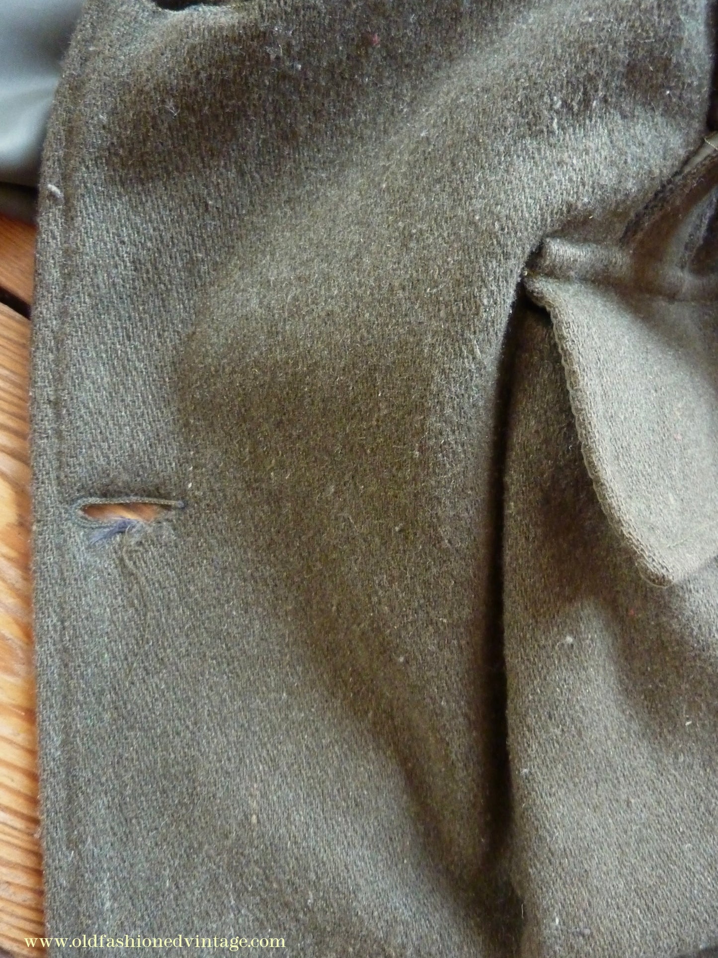 Vintage Mens 1980s 1990s Loden Norfolk Country Shooting Belted Jacket Green Wool Blend 44"