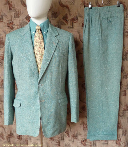 Vintage Mens 1950s Suit 2 Piece Single Breasted Japanese Custom Tailored Spearmint Green Flecked Wool Donegal Tweed 36" 38" Long