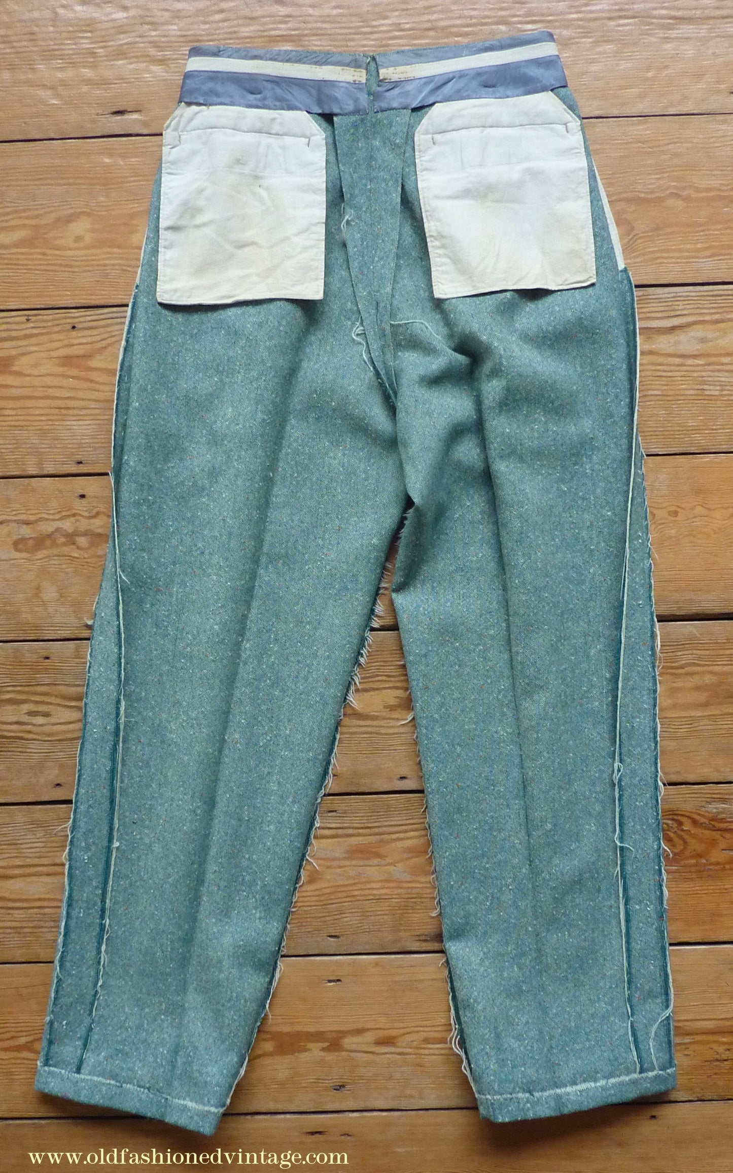 Vintage Mens 1950s Suit 2 Piece Single Breasted Japanese Custom Tailored Spearmint Green Flecked Wool Donegal Tweed 36" 38" Long