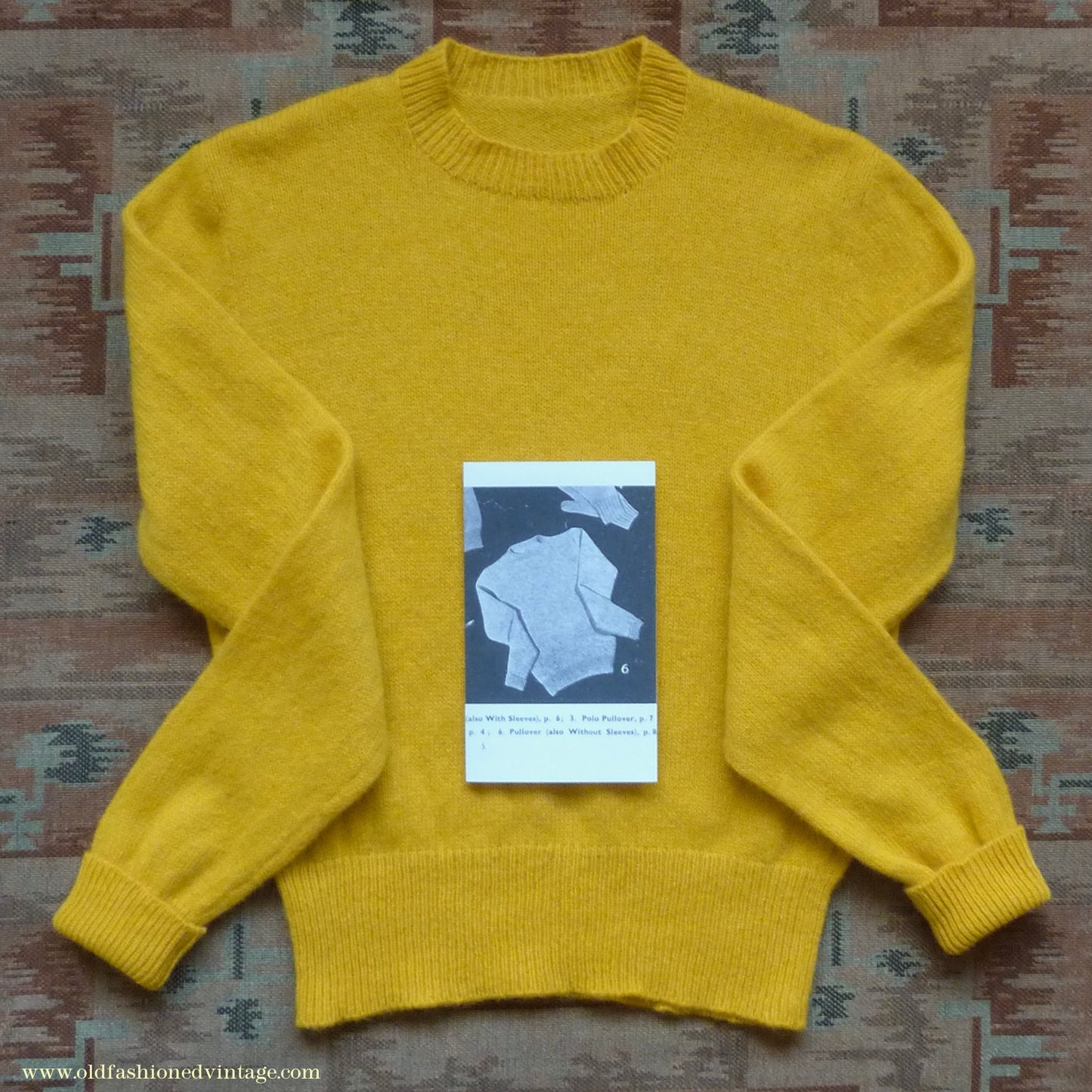 Old Fashioned Garments Vintage Reproduction 1940s Mens Round Neck Jumper Dandelion Yellow Sweater S