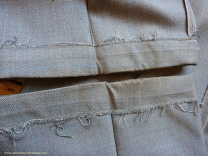 Vintage Mens 1940s CC41 Double Breasted Suit Light Grey Wool Blue Windowpane Check 42"