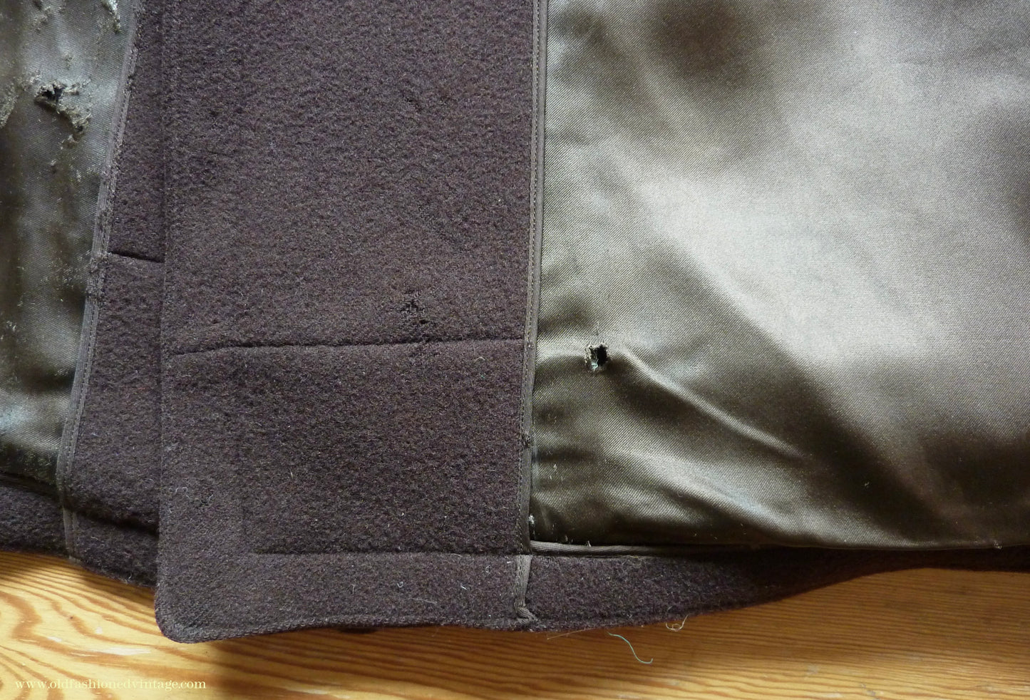 Vintage Mens 1940s German Double Breasted Overcoat Coat Brown Wool Back Belt 40" Long