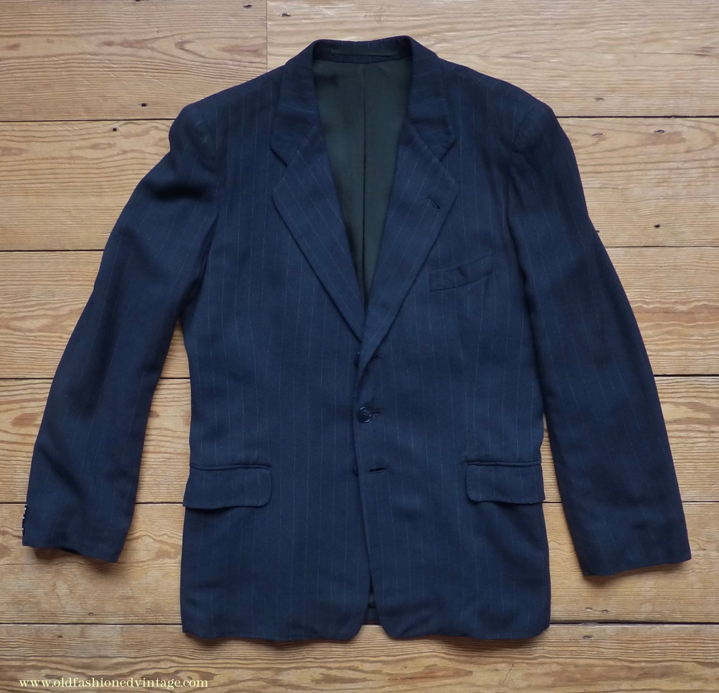 Vintage Mens 1940s European Tailored 2 Piece Suit Dark Blue Pinstripe Rayon Single Breasted 38"