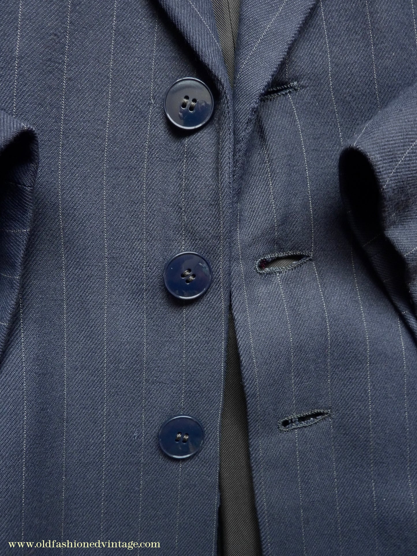 Vintage Mens 1940s European Tailored 2 Piece Suit Dark Blue Pinstripe Rayon Single Breasted 38"