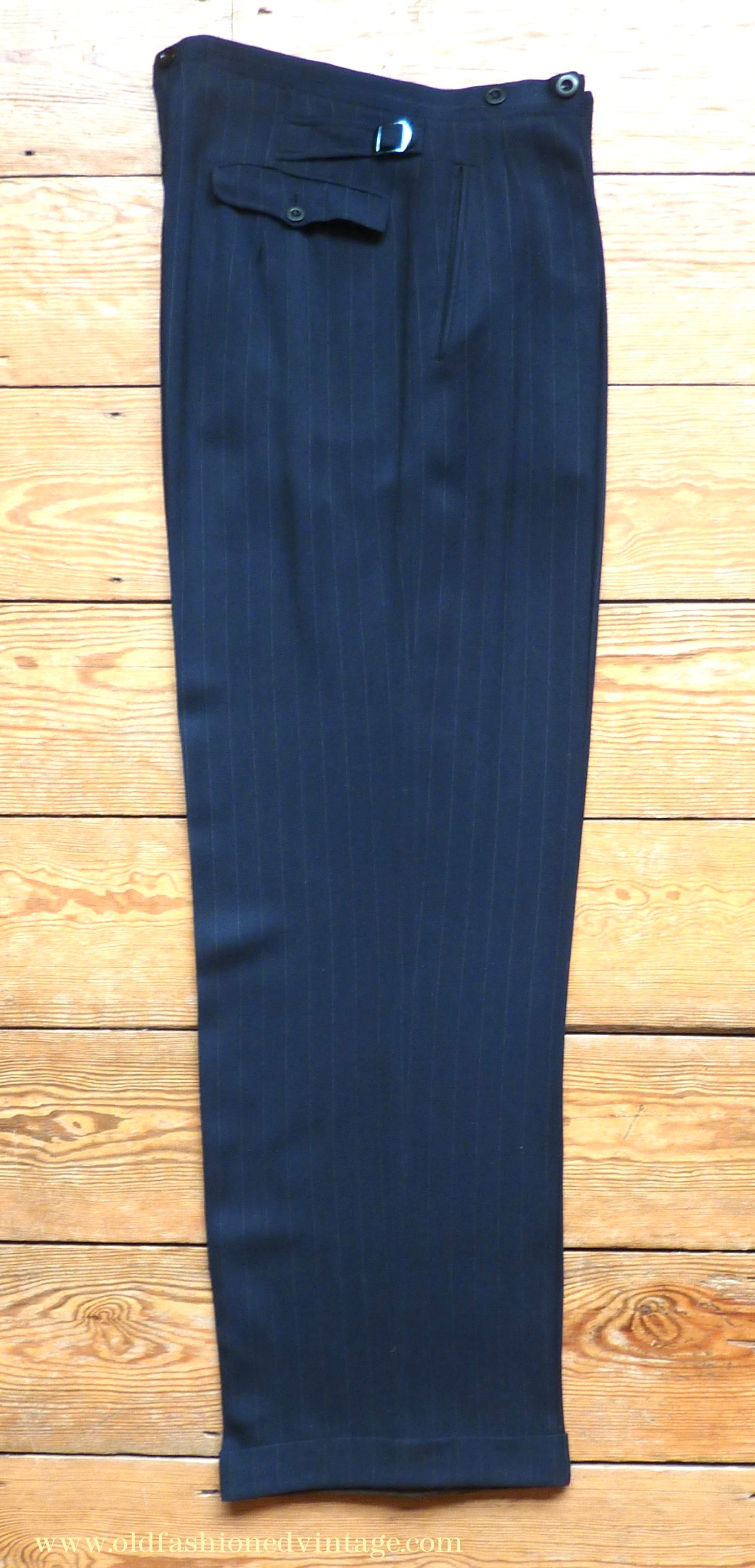 Vintage Mens 1940s European Tailored 2 Piece Suit Dark Blue Pinstripe Rayon Single Breasted 38"