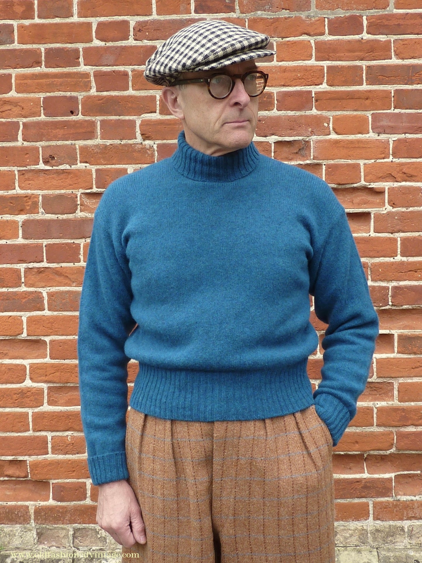 Old Fashioned Garments Vintage Reproduction 1940s Mens Roll Neck Jumper Cobalt Blue Melange Polo Turtle Sweater M