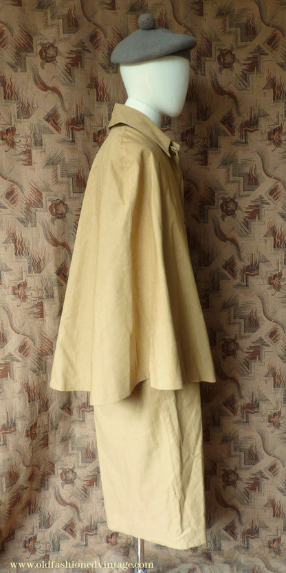 Vintage Mens 1980s Rubberised Inverness Cape Mustard Beige Rain Coat Mackintosh S