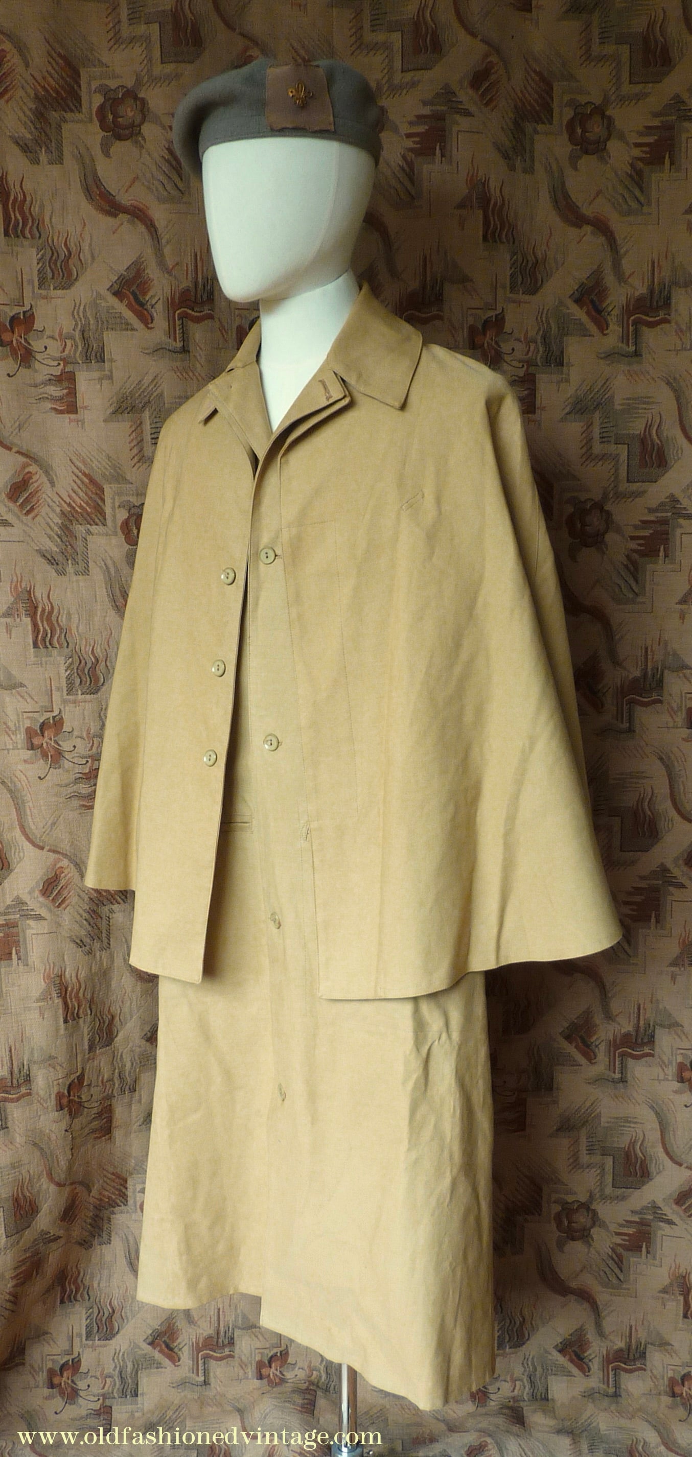 Vintage Mens 1980s Rubberised Inverness Cape Mustard Beige Rain Coat Mackintosh S